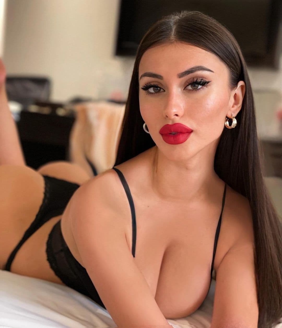 emily - escort photo 1 in Dubai