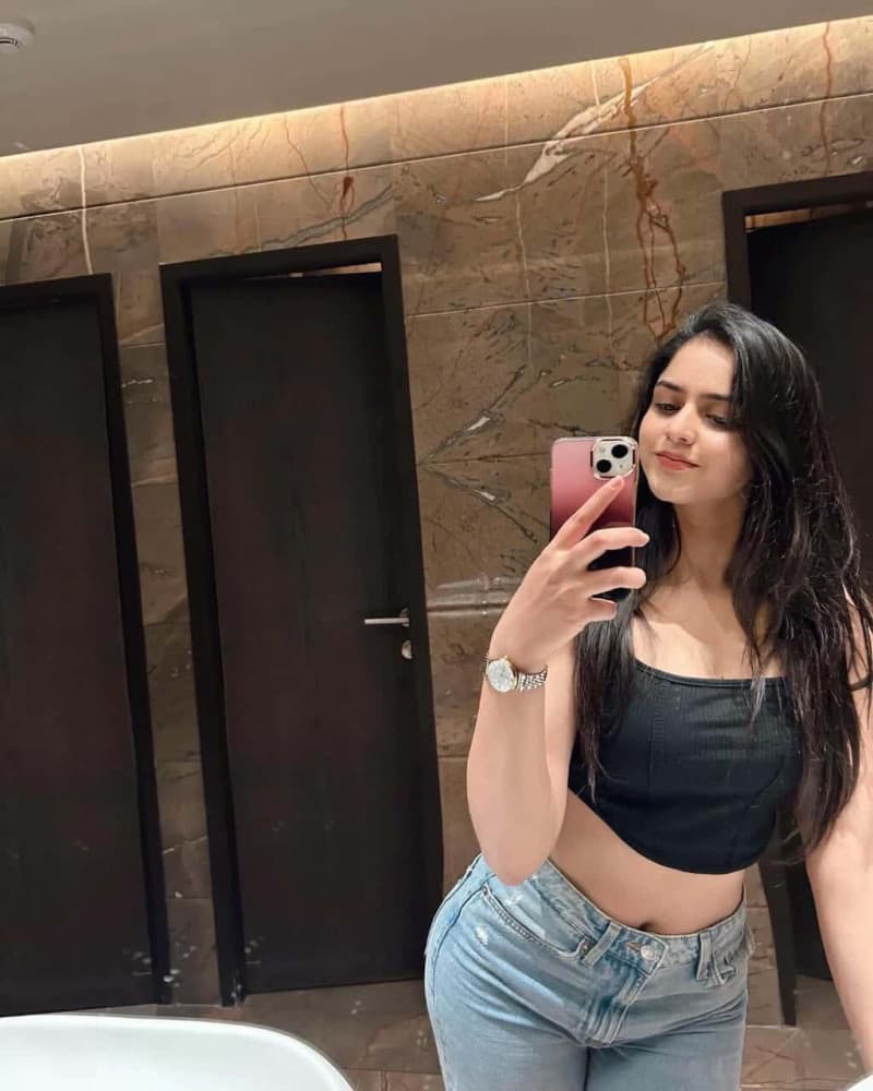 Sunaina - escort photo 5 in Dubai