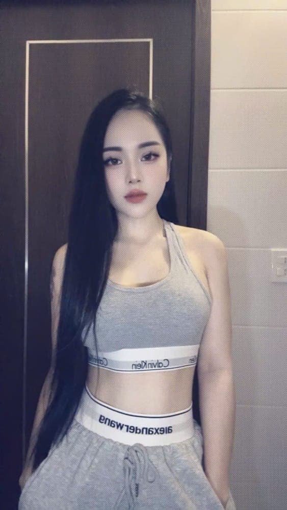 Yumi - escort photo 1 in Dubai
