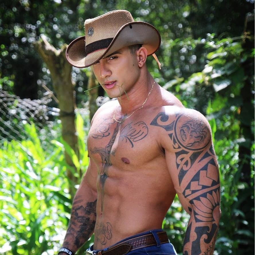 Dominic - photo