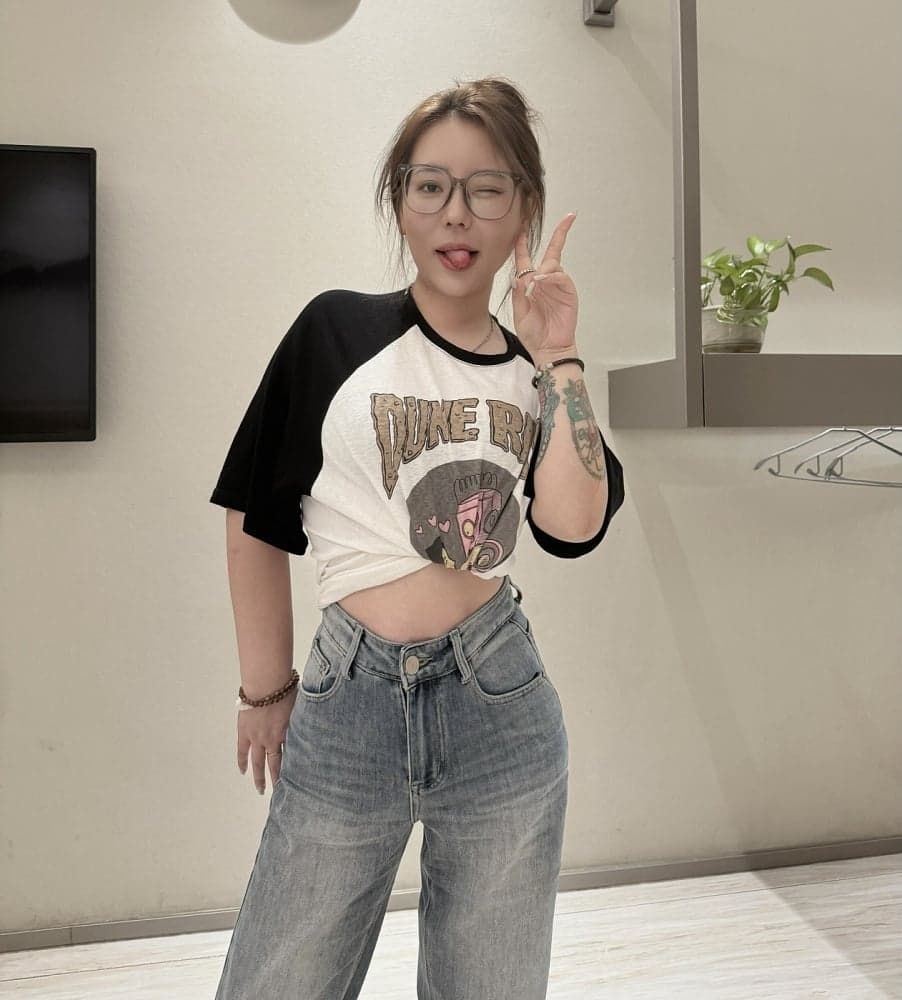 Mei Li - photo